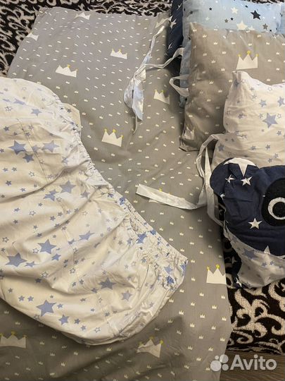 Комплект в детскую кроватку бортики