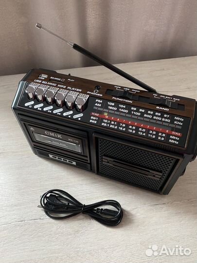 Радиоприемник в стиле ретро