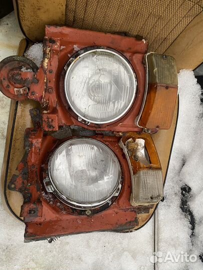 Стойки фар 412 москвич