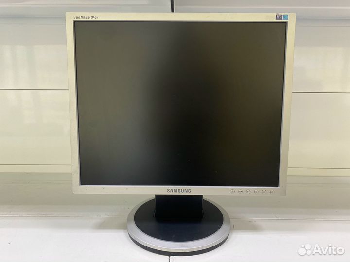 Монитор Samsung 940N