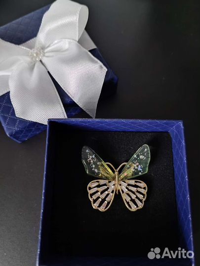 Брошь бабочка
