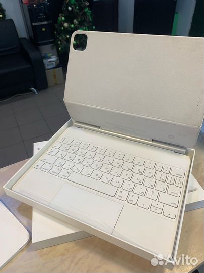 Apple Magic Keyboard for iPad Pro 11/10.9