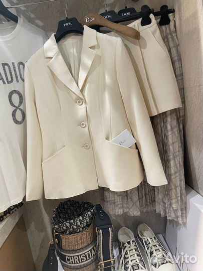 Пиджак и юбка Dior