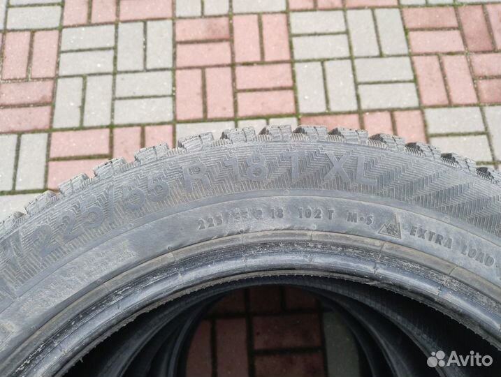 Gislaved Nord Frost 200 225/55 R18 102T