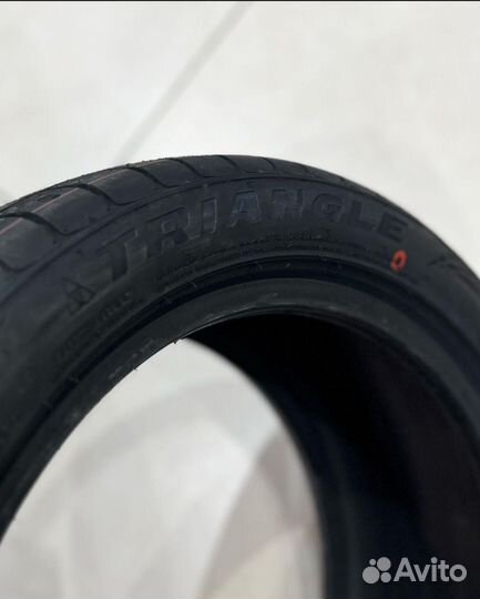 Triangle EffeXSport TH202 235/45 R17 97Y