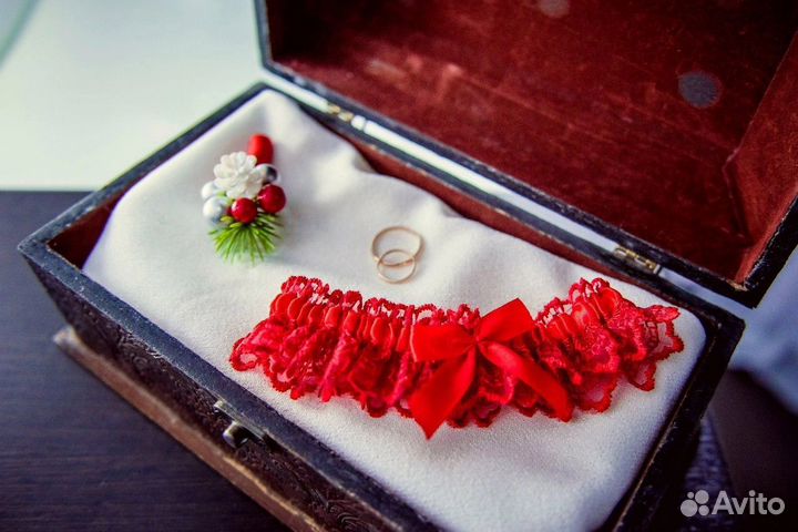 Подвязка на ногу подвязка на свадьбу красная