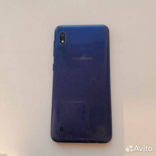 Samsung Galaxy A10, 2/32 ГБ