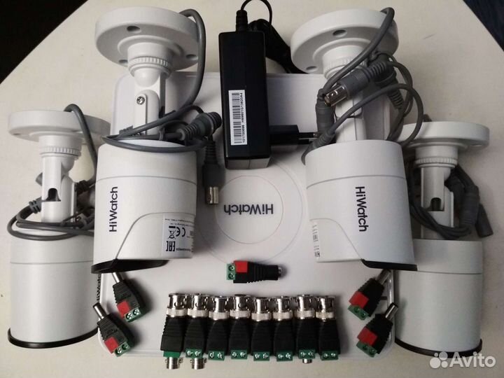 Комплект видеонаблюдения