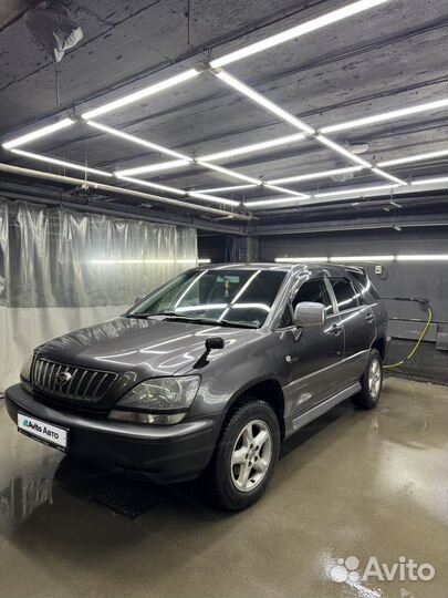 Toyota Harrier 2.4 AT, 2001, 339 000 км