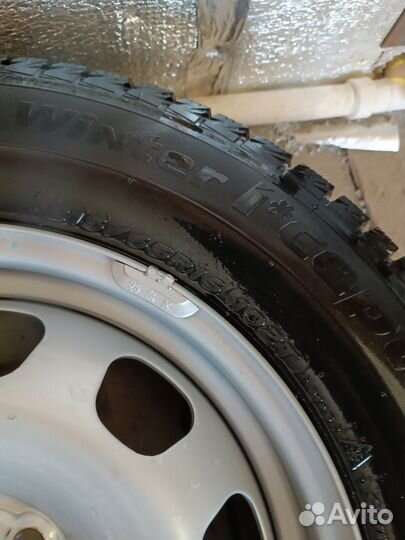 Hankook Winter I'Cept Evo 215/65 R16