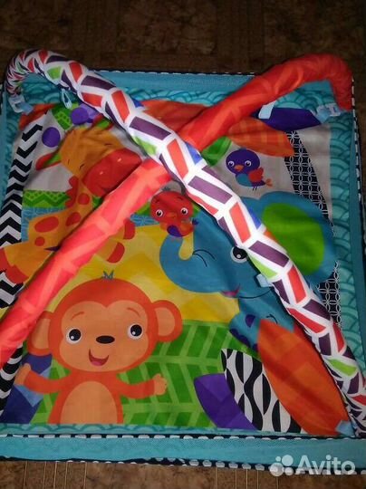 Развивающий коврик детский