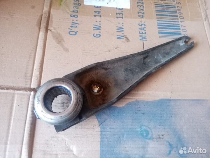 Вилка сцепления Рено Логан