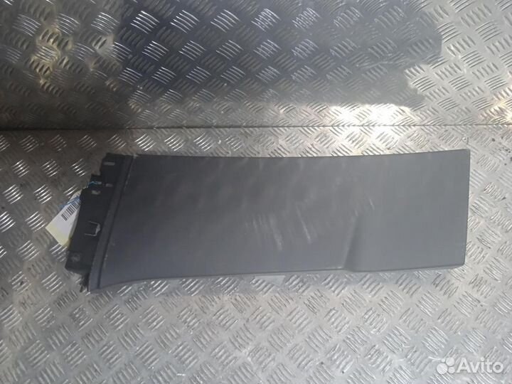 Б/У Б/У Обшивка стойки центральной левой Облицо