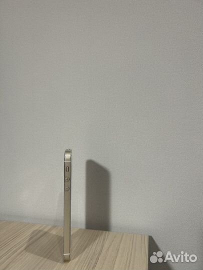 iPhone 5S, 16 ГБ