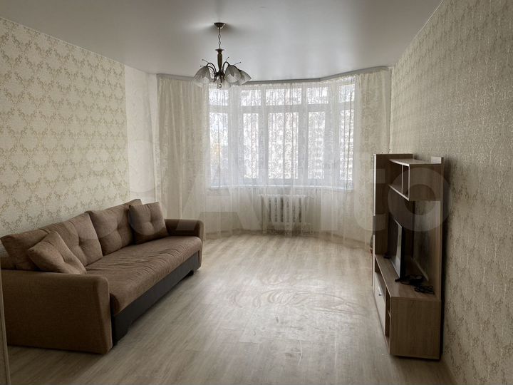 1-к. квартира, 50 м², 8/17 эт.