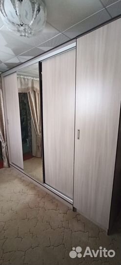 Шкаф купе с зеркалом бу