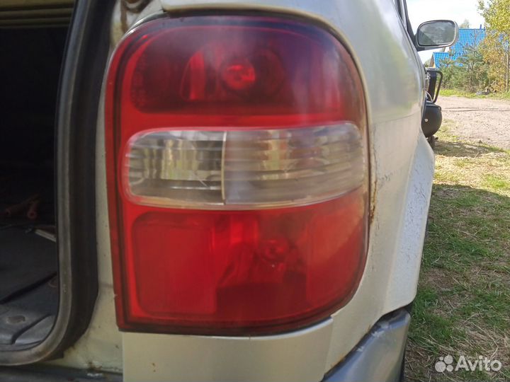Задний правый фонарь Киа спортейдж 1
