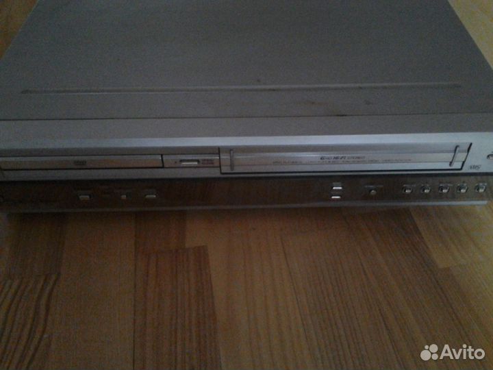 Проигрыватель DVD+ Video VHS Моноблок LG DC 592W
