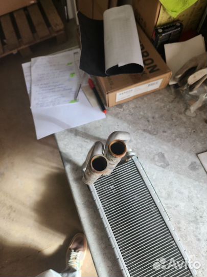 Радиатор печки субару легаси