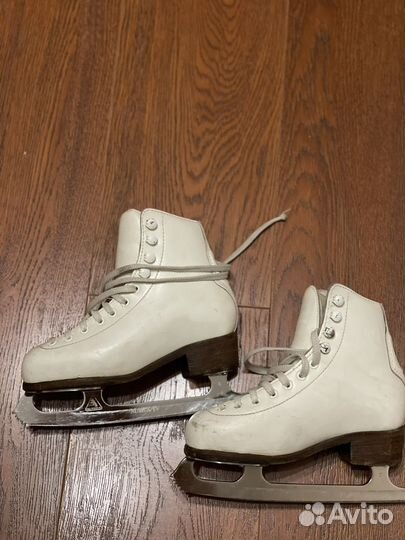 Коньки фигурные Wifa 30