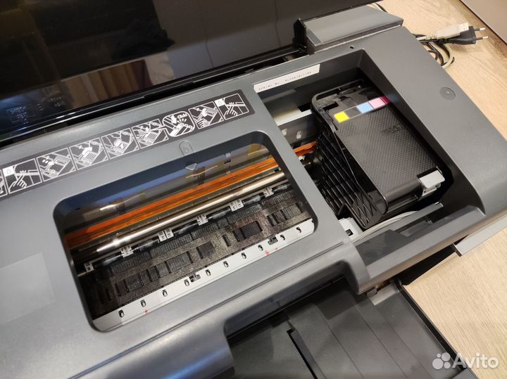 Принтер Epson T50 (он же P50, L800, L805)