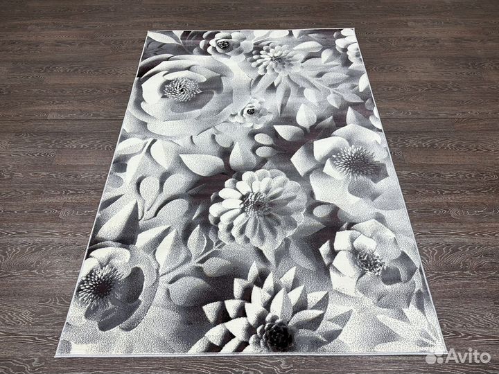 Ковер новый 160х230см