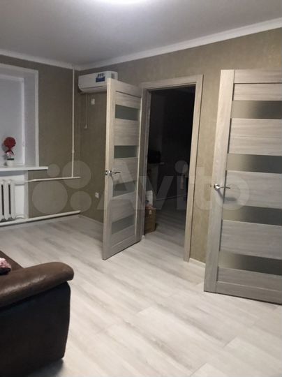 3-к. квартира, 57 м², 1/3 эт.