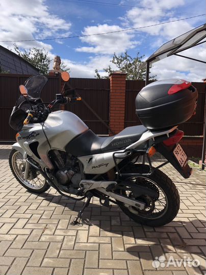 Мотоцикл Honda Transalp 650