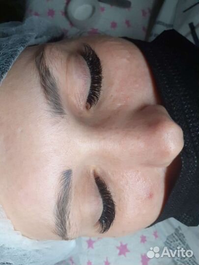 Наращивание ресниц на дому