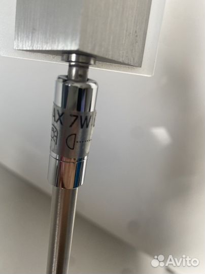 Лампа настольная