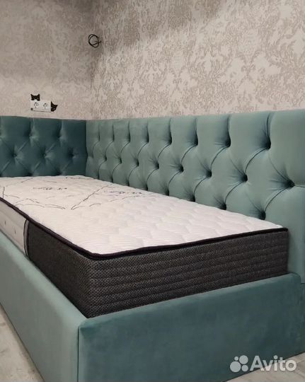 Кровать детская угловая с бортиком