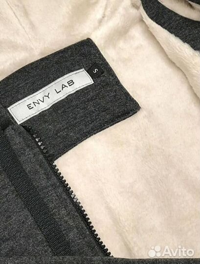 Новая трендовая толстовка куртка с мехом внутри