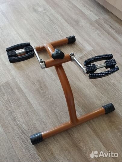 Велотренажер для ног и рук