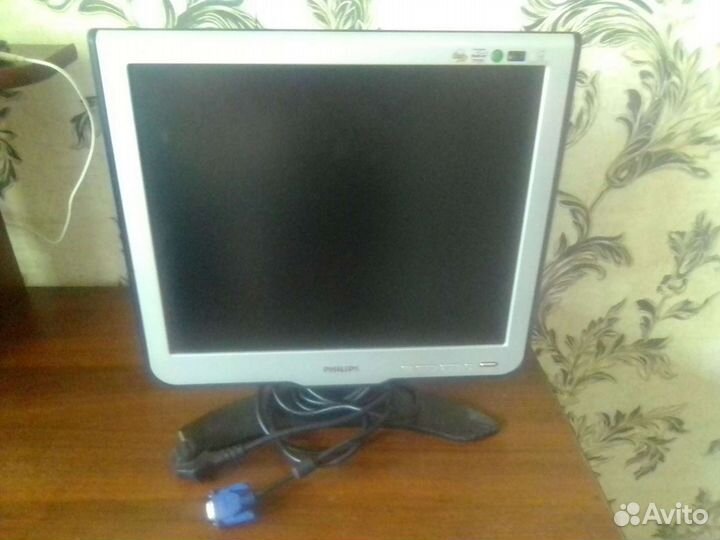 Монитор Philips