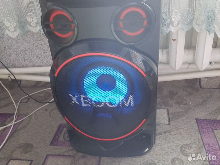 Музыкальная колонка lg