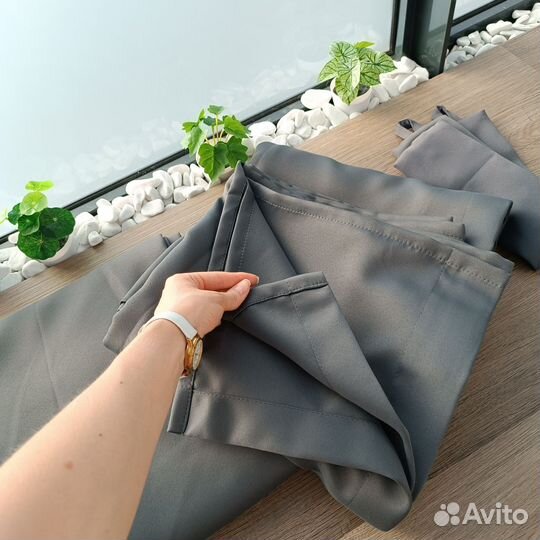 Шторы новые блэкаут комплект 4м (2шт по 2м)