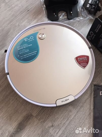 Робот пылесос Polaris