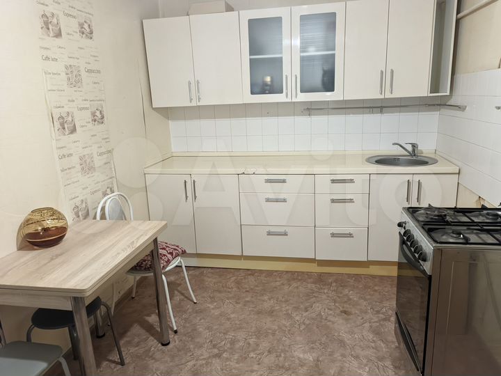2-к. квартира, 51 м², 1/5 эт.