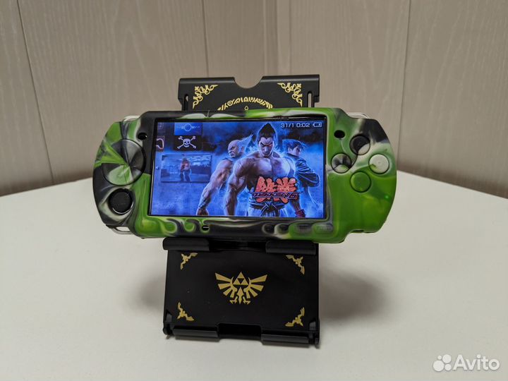 Sony PSP 2006 16gb + 30 игр. Прошита