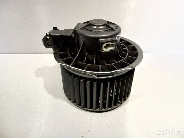 Моторчик печки Kia Cerato G4FC 2012