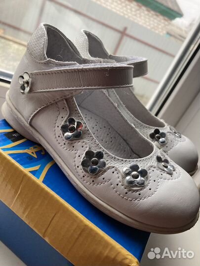 Туфли на девочку 27 размер