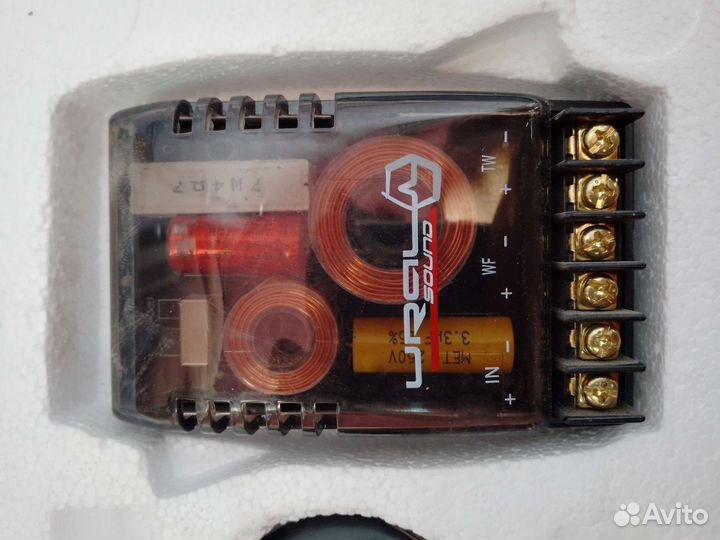 Колонки в авто 16см