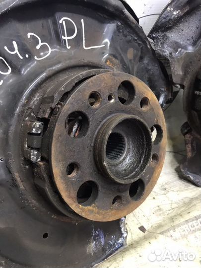Ступица задняя Мерседес w204