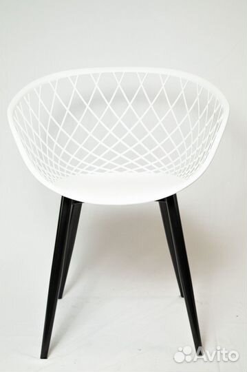 Палстиковый стул