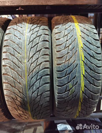 Nokian Tyres Hakkapeliitta R2 215/60 R16 95M