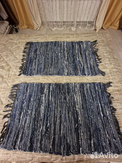 Коврик тканный