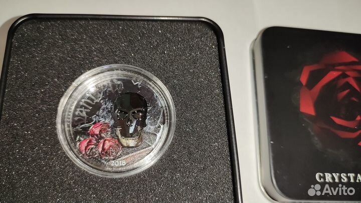 Монета Хрустальный череп Тщеславие Гвинея 2018 г