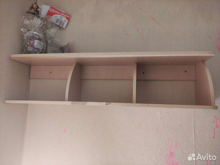 Письменный стол,шкаф,полка