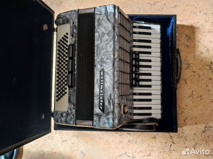Аккордеон weltmeister stella
