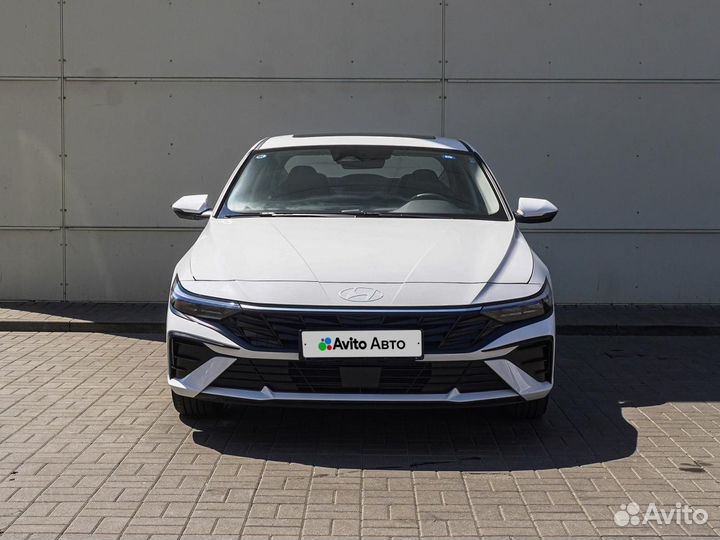 Hyundai Elantra 1.5 CVT, 2023, 204 км